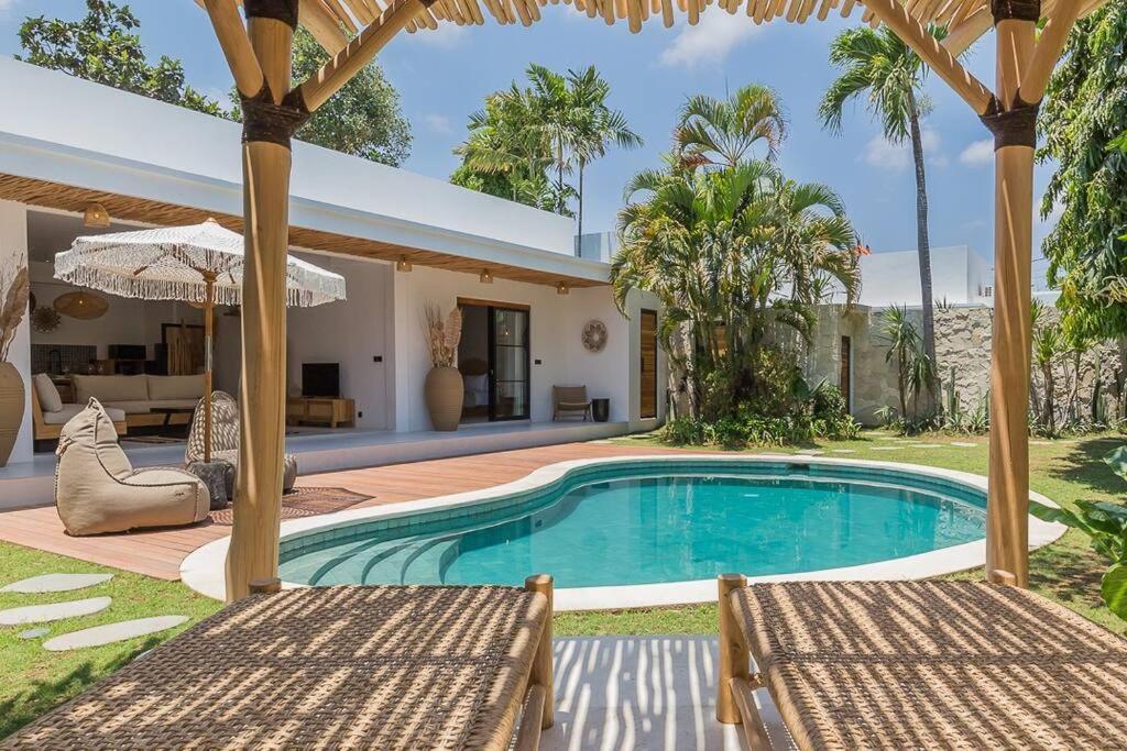 Alamanda Livia Design Spacious 2bdr And Private Pool Seminyak (Bali)