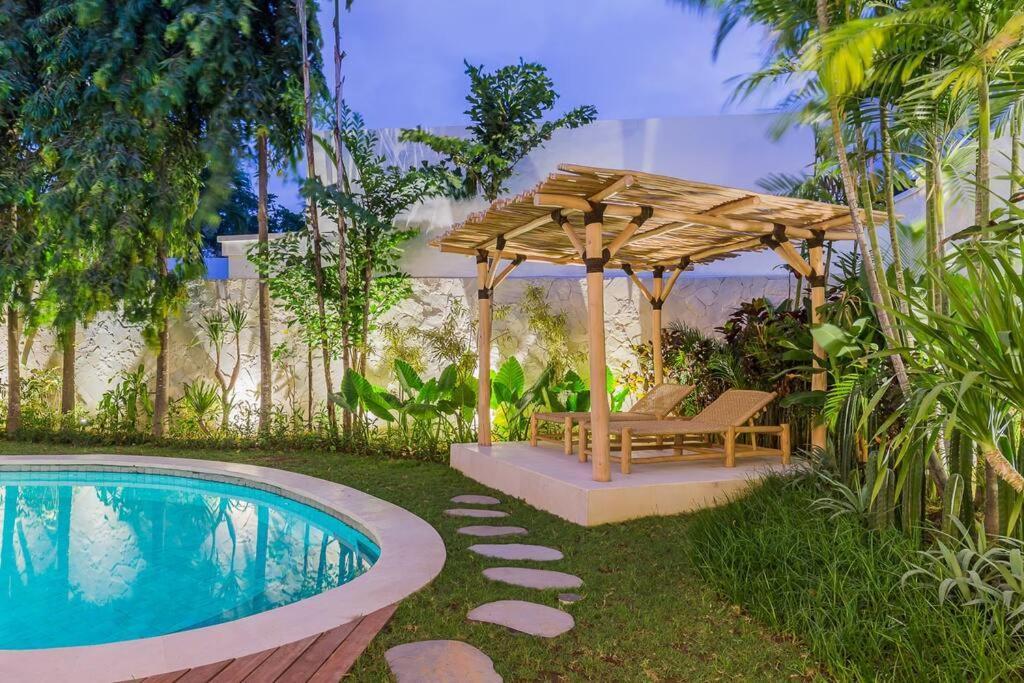 Alamanda Livia Design Spacious 2bdr And Private Pool Villa Seminyak (Bali)